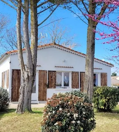 Holiday home La Petite Maison De Meschers-sur-Gironde