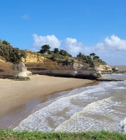 La Petite Maison De Holiday home