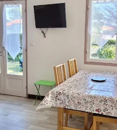 La Petite Maison De